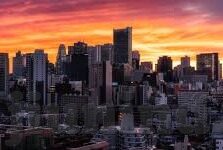 91麻豆传媒18集在线-91麻豆传媒18集在线，探索成人教育与娱乐的跨界融合